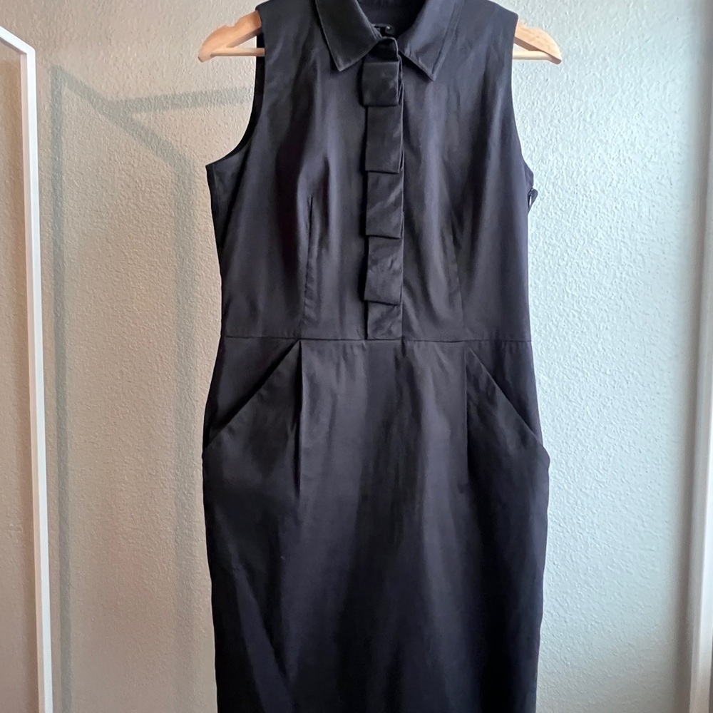 Ann Taylor Black Sleeveless Sheath Dress